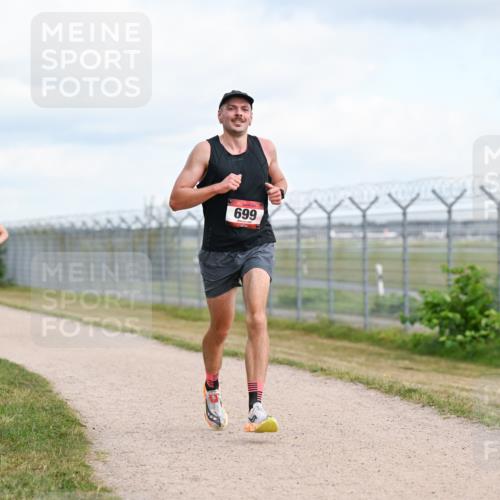 14.09.2025 - Airport Race Dr. Thomas Lammeyer http://msf.ph/oto/8861594 14.09.2025 11:57:56 Laufen 699 meine-sportfotos.de
