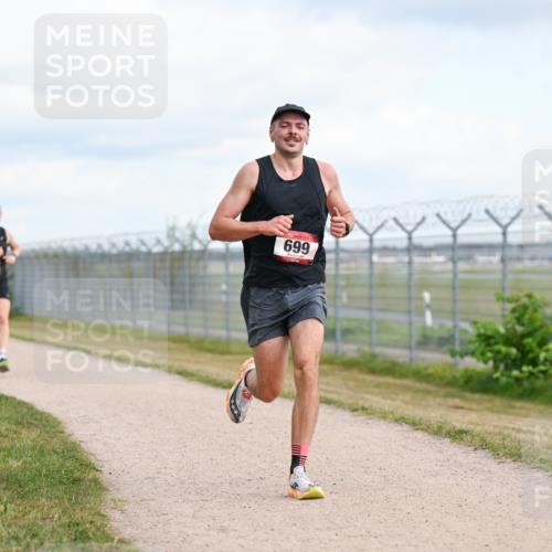14.09.2025 - Airport Race Dr. Thomas Lammeyer http://msf.ph/oto/8861595 14.09.2025 11:57:56 Laufen 699 meine-sportfotos.de