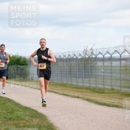 14.09.2025 - Airport Race Dr. Thomas Lammeyer http://msf.ph/oto/8861597 14.09.2025 11:57:57 Laufen 629, 657, 484 meine-sportfotos.de