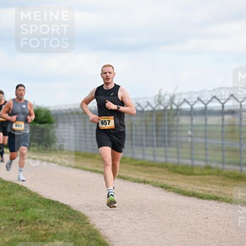 14.09.2025 - Airport Race Dr. Thomas Lammeyer http://msf.ph/oto/8861602 14.09.2025 11:57:58 Laufen 484, 657 meine-sportfotos.de