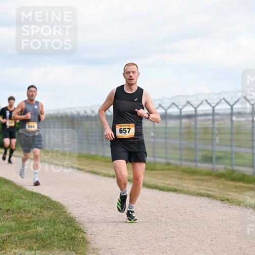 14.09.2025 - Airport Race Dr. Thomas Lammeyer http://msf.ph/oto/8861611 14.09.2025 11:57:59 Laufen 484, 657 meine-sportfotos.de