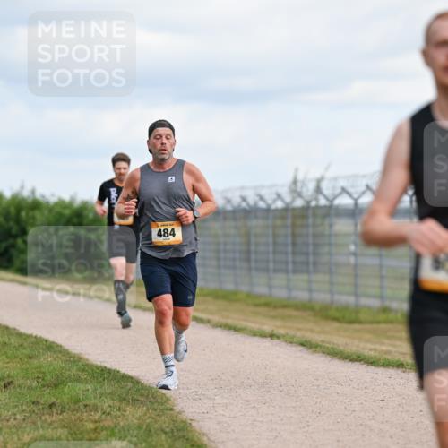 14.09.2025 - Airport Race Dr. Thomas Lammeyer http://msf.ph/oto/8861618 14.09.2025 11:58:01 Laufen 484, 857, 12 meine-sportfotos.de