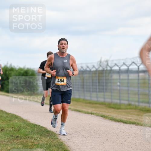 14.09.2025 - Airport Race Dr. Thomas Lammeyer http://msf.ph/oto/8861621 14.09.2025 11:58:01 Laufen 484, 657 meine-sportfotos.de