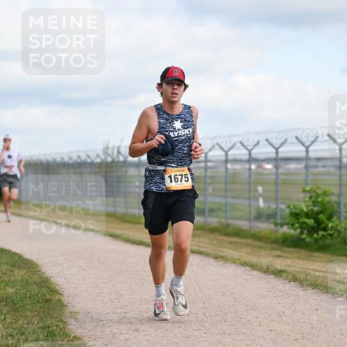 14.09.2025 - Airport Race Dr. Thomas Lammeyer http://msf.ph/oto/8861655 14.09.2025 11:58:08 Laufen 38, 1675 meine-sportfotos.de