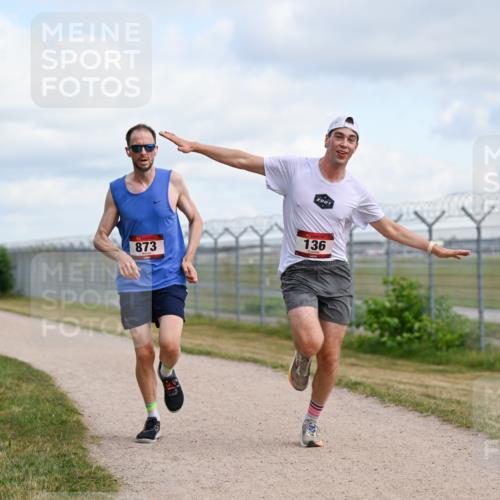 14.09.2025 - Airport Race Dr. Thomas Lammeyer http://msf.ph/oto/8861685 14.09.2025 11:58:13 Laufen 873, 136 meine-sportfotos.de