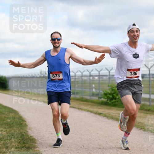 14.09.2025 - Airport Race Dr. Thomas Lammeyer http://msf.ph/oto/8861690 14.09.2025 11:58:14 Laufen 873, 136 meine-sportfotos.de