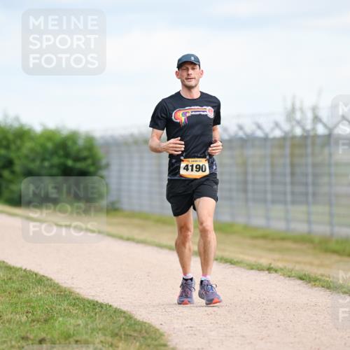 14.09.2025 - Airport Race Dr. Thomas Lammeyer http://msf.ph/oto/8861696 14.09.2025 11:58:23 Laufen 4190 meine-sportfotos.de