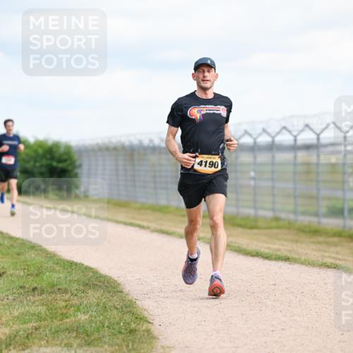 14.09.2025 - Airport Race Dr. Thomas Lammeyer http://msf.ph/oto/8861706 14.09.2025 11:58:25 Laufen 4190 meine-sportfotos.de