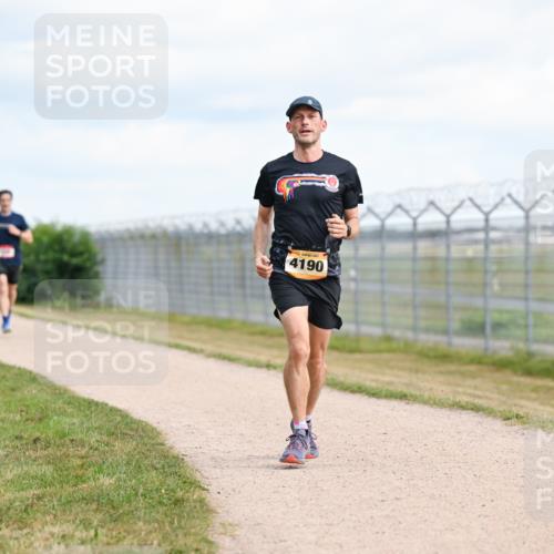 14.09.2025 - Airport Race Dr. Thomas Lammeyer http://msf.ph/oto/8861708 14.09.2025 11:58:25 Laufen 4190 meine-sportfotos.de