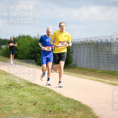 14.09.2025 - Airport Race Dr. Thomas Lammeyer http://msf.ph/oto/8861750 14.09.2025 11:58:39 Laufen 19, 724 meine-sportfotos.de