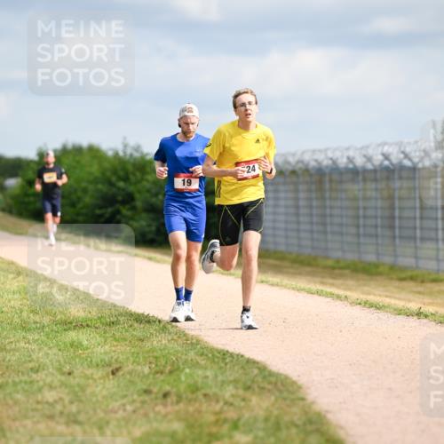 14.09.2025 - Airport Race Dr. Thomas Lammeyer http://msf.ph/oto/8861755 14.09.2025 11:58:40 Laufen 19, 24 meine-sportfotos.de