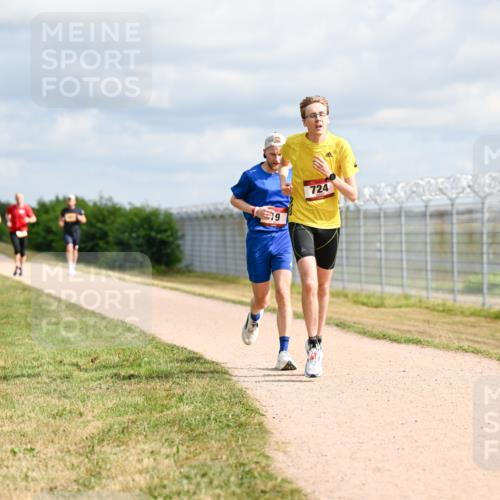 14.09.2025 - Airport Race Dr. Thomas Lammeyer http://msf.ph/oto/8861774 14.09.2025 11:58:43 Laufen 19, 724 meine-sportfotos.de