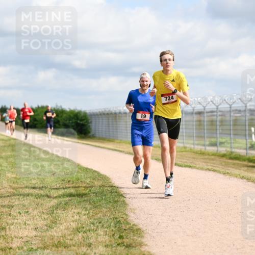 14.09.2025 - Airport Race Dr. Thomas Lammeyer http://msf.ph/oto/8861780 14.09.2025 11:58:43 Laufen 19, 724 meine-sportfotos.de