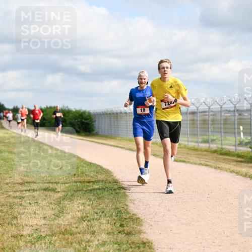 14.09.2025 - Airport Race Dr. Thomas Lammeyer http://msf.ph/oto/8861781 14.09.2025 11:58:43 Laufen 19, 724 meine-sportfotos.de