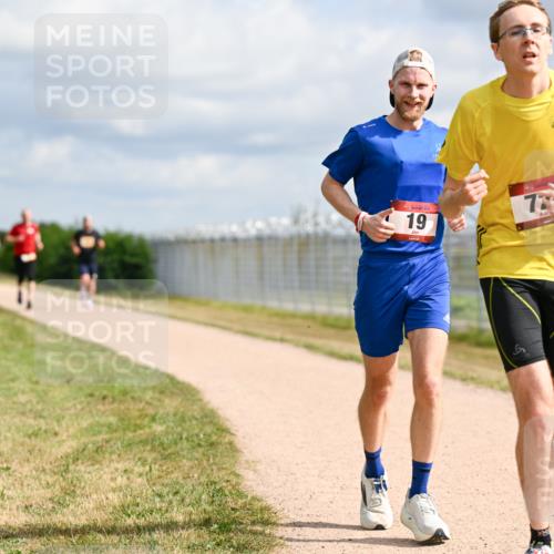 14.09.2025 - Airport Race Dr. Thomas Lammeyer http://msf.ph/oto/8861789 14.09.2025 11:58:45 Laufen 19, 77 meine-sportfotos.de