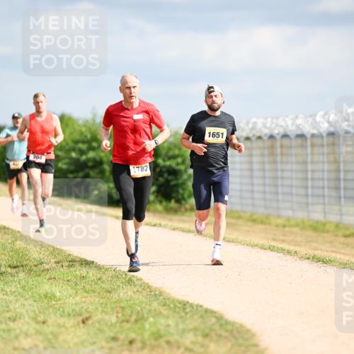 14.09.2025 - Airport Race Dr. Thomas Lammeyer http://msf.ph/oto/8861792 14.09.2025 11:58:49 Laufen 204, 1782, 1651 meine-sportfotos.de
