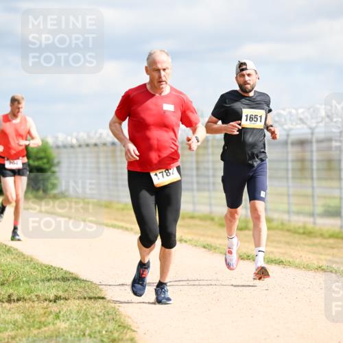 14.09.2025 - Airport Race Dr. Thomas Lammeyer http://msf.ph/oto/8861813 14.09.2025 11:58:52 Laufen 204, 1787, 1651 meine-sportfotos.de