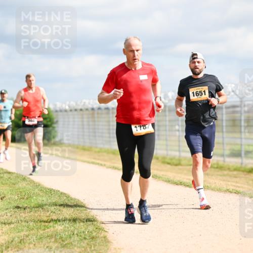 14.09.2025 - Airport Race Dr. Thomas Lammeyer http://msf.ph/oto/8861816 14.09.2025 11:58:53 Laufen 204, 1787, 1651 meine-sportfotos.de