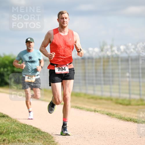 14.09.2025 - Airport Race Dr. Thomas Lammeyer http://msf.ph/oto/8861828 14.09.2025 11:58:55 Laufen 426, 204 meine-sportfotos.de