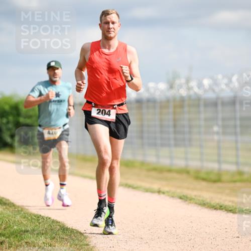 14.09.2025 - Airport Race Dr. Thomas Lammeyer http://msf.ph/oto/8861829 14.09.2025 11:58:55 Laufen 426, 204 meine-sportfotos.de