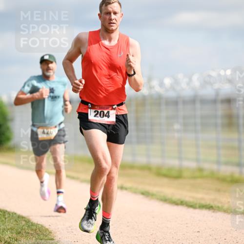 14.09.2025 - Airport Race Dr. Thomas Lammeyer http://msf.ph/oto/8861834 14.09.2025 11:58:56 Laufen 426, 204 meine-sportfotos.de
