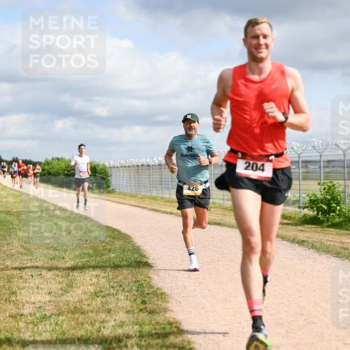 14.09.2025 - Airport Race Dr. Thomas Lammeyer http://msf.ph/oto/8861842 14.09.2025 11:58:58 Laufen 204, 426 meine-sportfotos.de