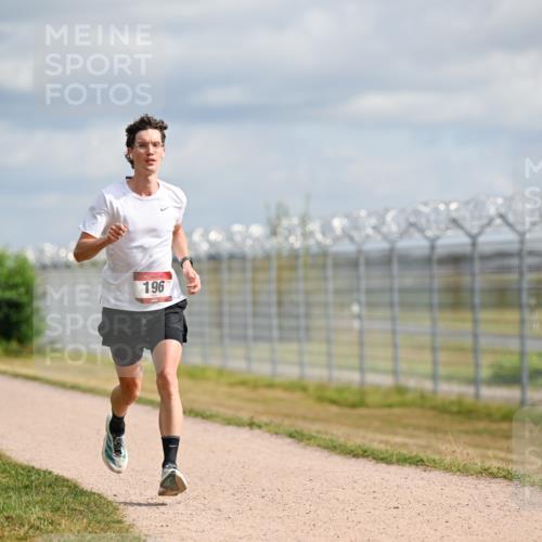 14.09.2025 - Airport Race Dr. Thomas Lammeyer http://msf.ph/oto/8861853 14.09.2025 11:59:01 Laufen 196 meine-sportfotos.de