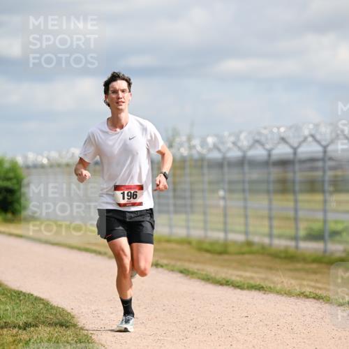 14.09.2025 - Airport Race Dr. Thomas Lammeyer http://msf.ph/oto/8861857 14.09.2025 11:59:02 Laufen 196 meine-sportfotos.de