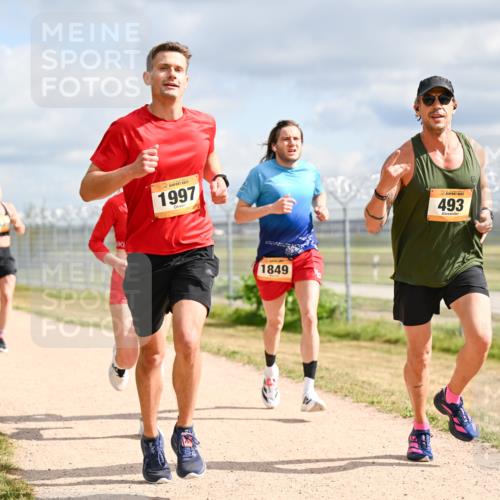 14.09.2025 - Airport Race Dr. Thomas Lammeyer http://msf.ph/oto/8861906 14.09.2025 11:59:14 Laufen 1997, 1849, 493 meine-sportfotos.de