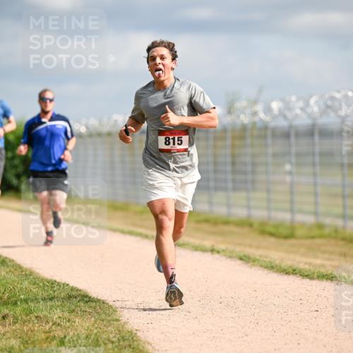 14.09.2025 - Airport Race Dr. Thomas Lammeyer http://msf.ph/oto/8861959 14.09.2025 11:59:31 Laufen 815 meine-sportfotos.de