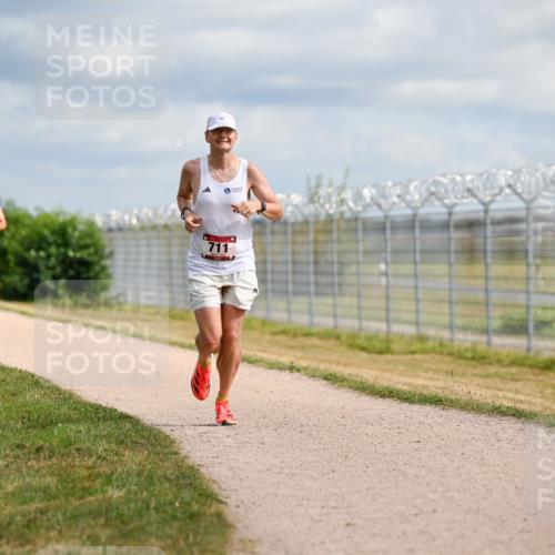 14.09.2025 - Airport Race Dr. Thomas Lammeyer http://msf.ph/oto/8862018 14.09.2025 11:59:45 Laufen 711 meine-sportfotos.de