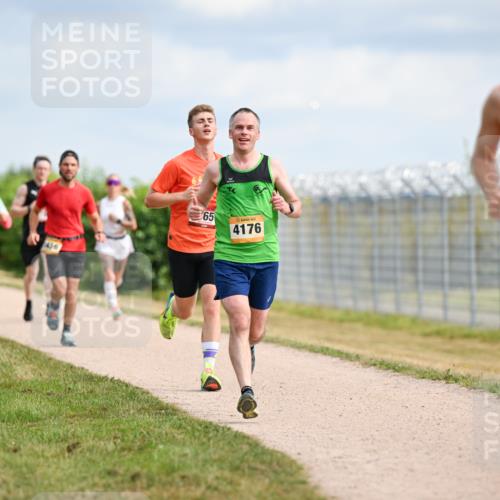 14.09.2025 - Airport Race Dr. Thomas Lammeyer http://msf.ph/oto/8862037 14.09.2025 11:59:51 Laufen 1456, 65, 4176 meine-sportfotos.de