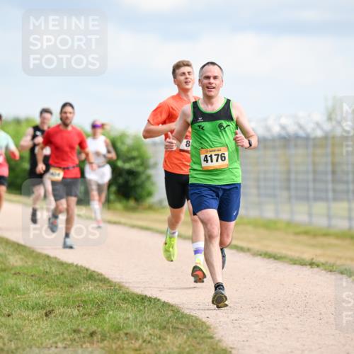 14.09.2025 - Airport Race Dr. Thomas Lammeyer http://msf.ph/oto/8862042 14.09.2025 11:59:52 Laufen 8, 4176 meine-sportfotos.de