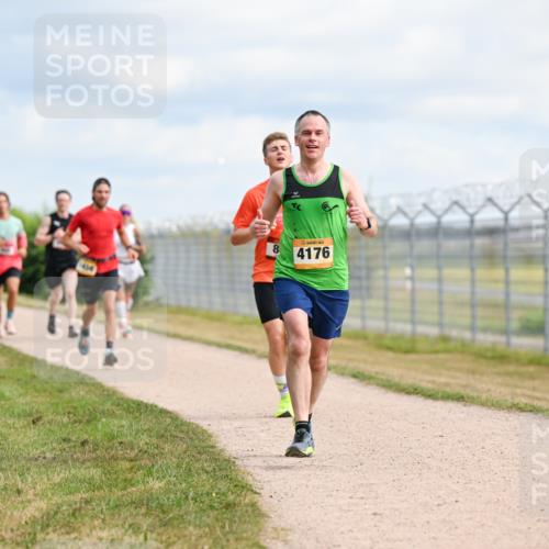 14.09.2025 - Airport Race Dr. Thomas Lammeyer http://msf.ph/oto/8862051 14.09.2025 11:59:53 Laufen 1436, 8, 4176 meine-sportfotos.de