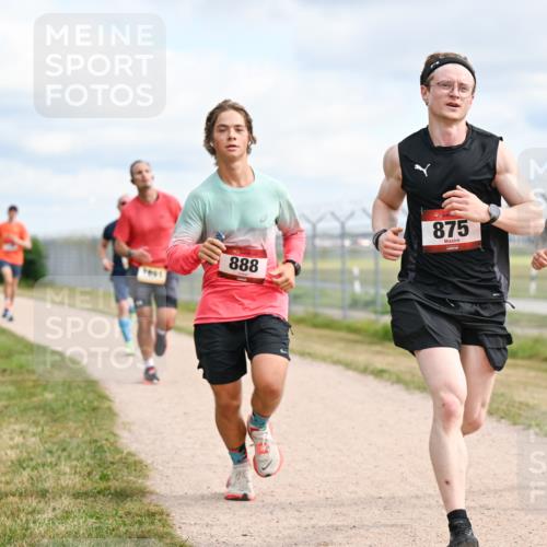 14.09.2025 - Airport Race Dr. Thomas Lammeyer http://msf.ph/oto/8862099 14.09.2025 12:00:01 Laufen 888, 875 meine-sportfotos.de