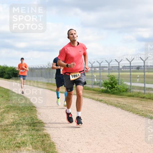 14.09.2025 - Airport Race Dr. Thomas Lammeyer http://msf.ph/oto/8862106 14.09.2025 12:00:03 Laufen 1891 meine-sportfotos.de