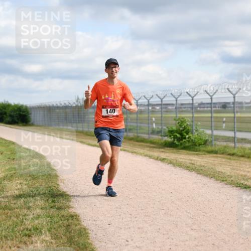 14.09.2025 - Airport Race Dr. Thomas Lammeyer http://msf.ph/oto/8862128 14.09.2025 12:00:06 Laufen 140 meine-sportfotos.de