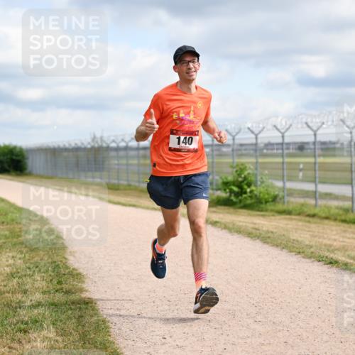 14.09.2025 - Airport Race Dr. Thomas Lammeyer http://msf.ph/oto/8862132 14.09.2025 12:00:06 Laufen 140 meine-sportfotos.de
