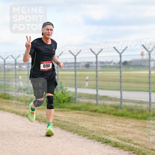 14.09.2025 - Airport Race Dr. Thomas Lammeyer http://msf.ph/oto/8862155 14.09.2025 12:00:27 Laufen 698 meine-sportfotos.de