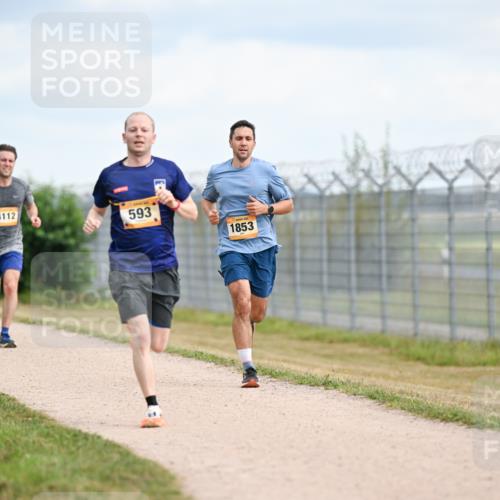 14.09.2025 - Airport Race Dr. Thomas Lammeyer http://msf.ph/oto/8862173 14.09.2025 12:00:41 Laufen 4112, 593, 1853 meine-sportfotos.de