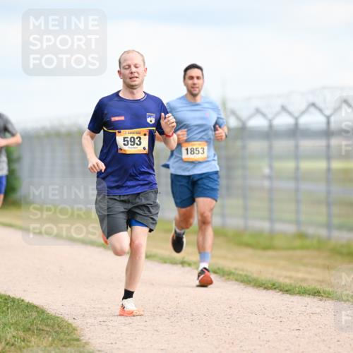 14.09.2025 - Airport Race Dr. Thomas Lammeyer http://msf.ph/oto/8862179 14.09.2025 12:00:42 Laufen 593, 1853 meine-sportfotos.de
