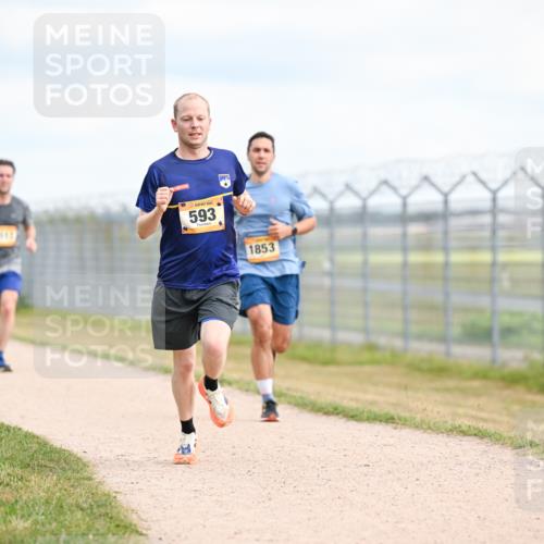 14.09.2025 - Airport Race Dr. Thomas Lammeyer http://msf.ph/oto/8862182 14.09.2025 12:00:43 Laufen 593, 1853 meine-sportfotos.de
