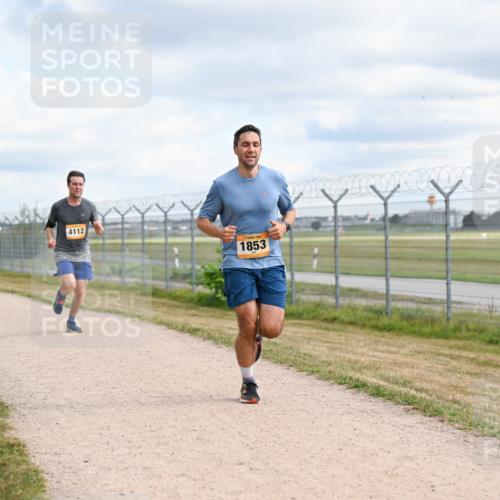 14.09.2025 - Airport Race Dr. Thomas Lammeyer http://msf.ph/oto/8862207 14.09.2025 12:00:46 Laufen 4112, 1853 meine-sportfotos.de