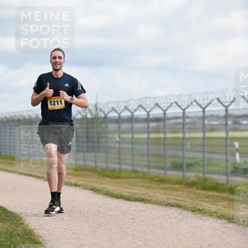 14.09.2025 - Airport Race Dr. Thomas Lammeyer http://msf.ph/oto/8862230 14.09.2025 12:00:52 Laufen 1211 meine-sportfotos.de