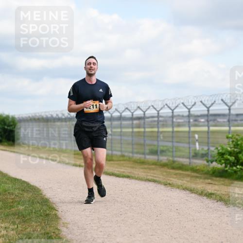 14.09.2025 - Airport Race Dr. Thomas Lammeyer http://msf.ph/oto/8862237 14.09.2025 12:00:53 Laufen  meine-sportfotos.de