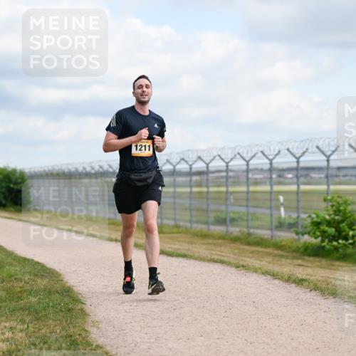14.09.2025 - Airport Race Dr. Thomas Lammeyer http://msf.ph/oto/8862238 14.09.2025 12:00:53 Laufen 1211 meine-sportfotos.de