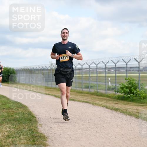 14.09.2025 - Airport Race Dr. Thomas Lammeyer http://msf.ph/oto/8862241 14.09.2025 12:00:53 Laufen 1211 meine-sportfotos.de