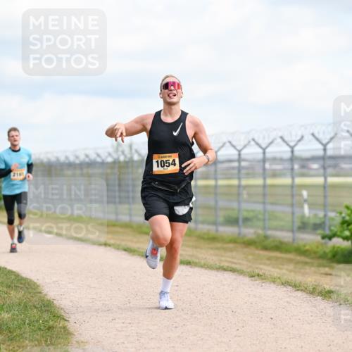 14.09.2025 - Airport Race Dr. Thomas Lammeyer http://msf.ph/oto/8862265 14.09.2025 12:00:59 Laufen 1054, 2161 meine-sportfotos.de
