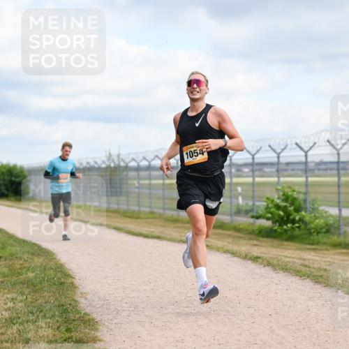 14.09.2025 - Airport Race Dr. Thomas Lammeyer http://msf.ph/oto/8862272 14.09.2025 12:01:00 Laufen 1054 meine-sportfotos.de
