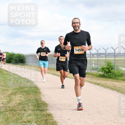 14.09.2025 - Airport Race Dr. Thomas Lammeyer http://msf.ph/oto/8862340 14.09.2025 12:01:15 Laufen 1662, 4210, 1455 meine-sportfotos.de